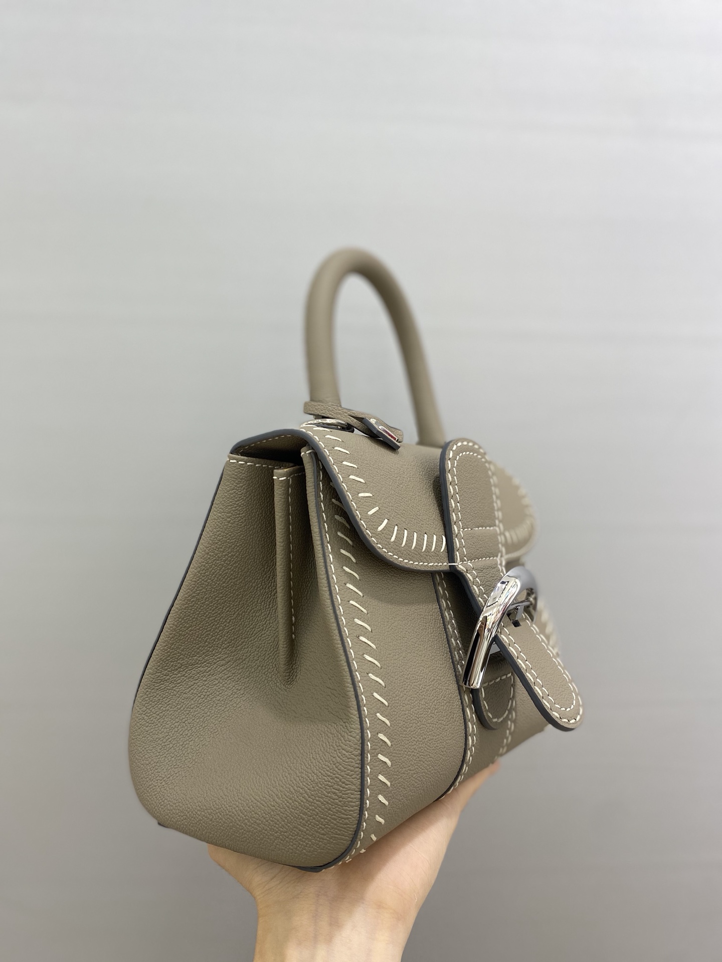 델보 브리앙 박스백 미니